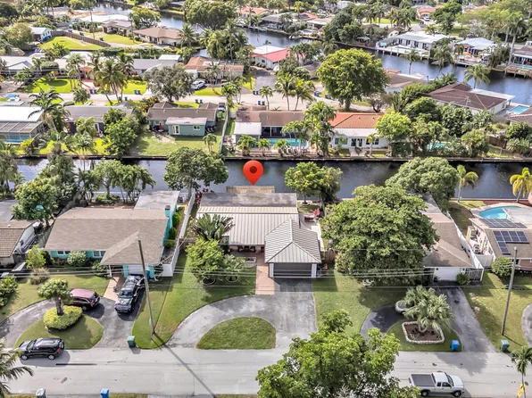 2000 NW 38th Street, Oakland Park, FL 33305