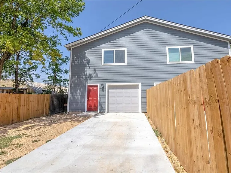 214 Lizzie St #B — Photo 22