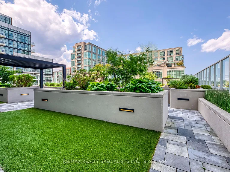 251 Manitoba St #914 — Photo 39