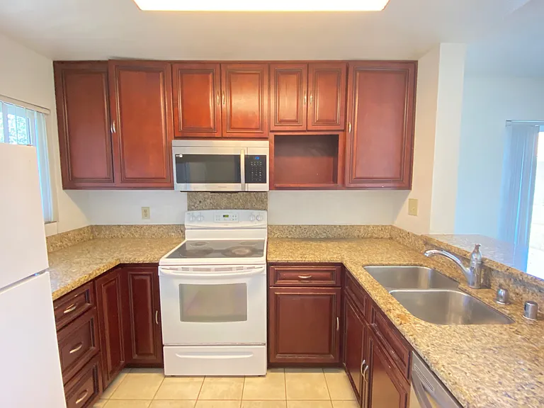 7405 Charmant Dr #2102 — Photo 5