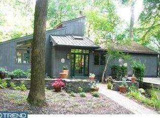 58 Grist Mill Rd, Glen Mills, PA 19342