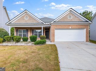 2698 Red Mulberry Ln, Braselton, GA 30517