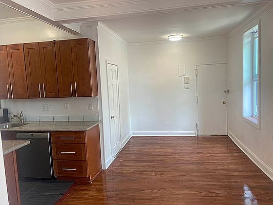 1st image of 238 Knickerbocker Ave #2L