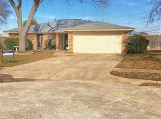 3609 Fieldcrest Ct, Garland, TX 75042
