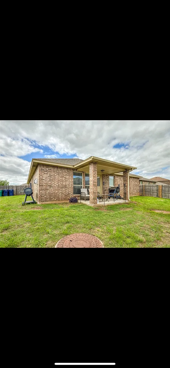 Building Photo - 10534 Cruces Dr