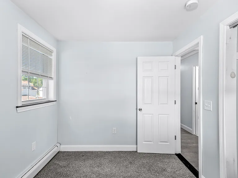 46 N Shore Dr — Photo 8