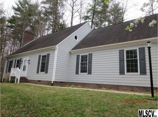 806 Devonshire Ct SW, Lenoir, NC 28645