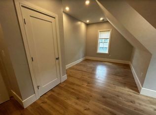 120 Kenrick St #6, Brighton, MA 02135