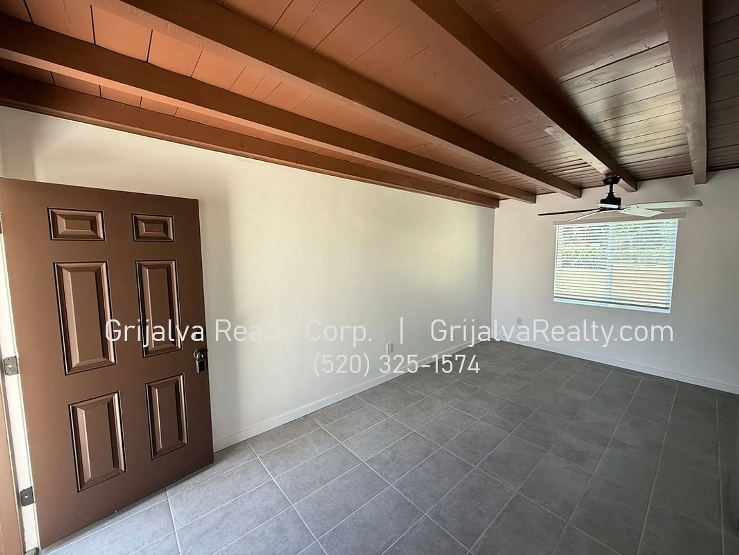 3001-3015 E La Madera Dr — Photo 2