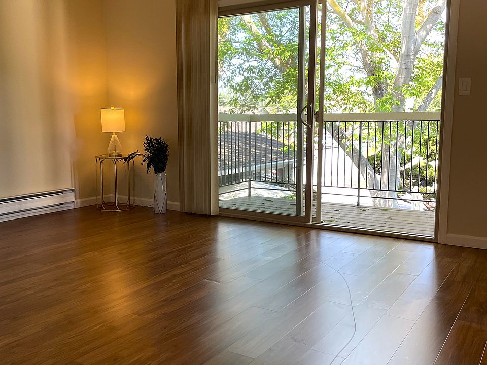 1st image of 230 Rose Ct APT 7