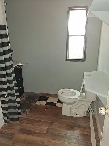 2 bed, 900 sqft, $995 — Photo 2