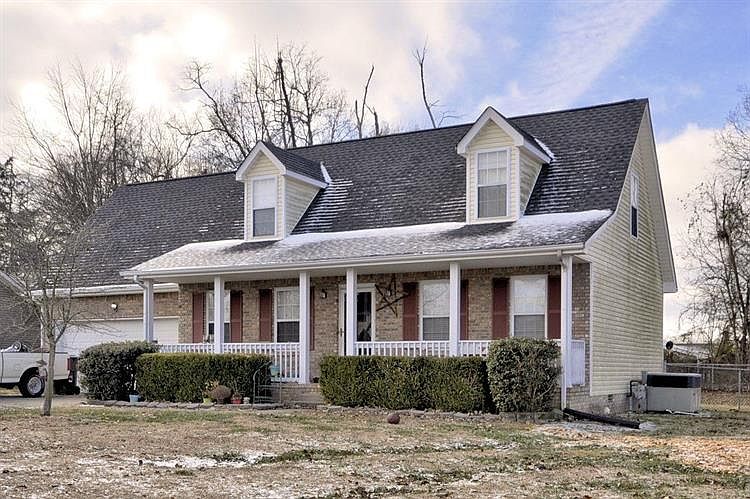 1st image of 818 Buckhorn Dr