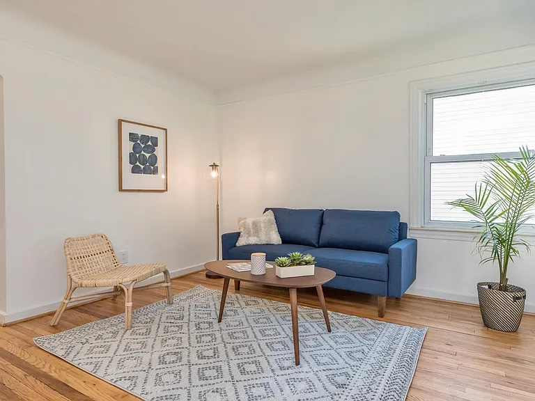 3048 Thomas Ave — Photo 5