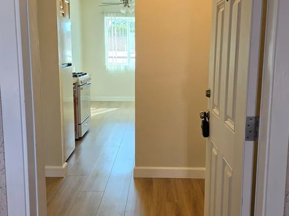 15th Street, 415 15th St #21, Huntington Beach, CA 92648