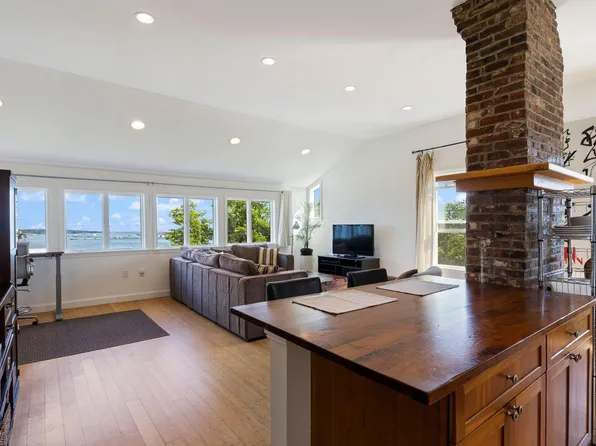 38 Eastern Promenade #C, Portland, ME 04101
