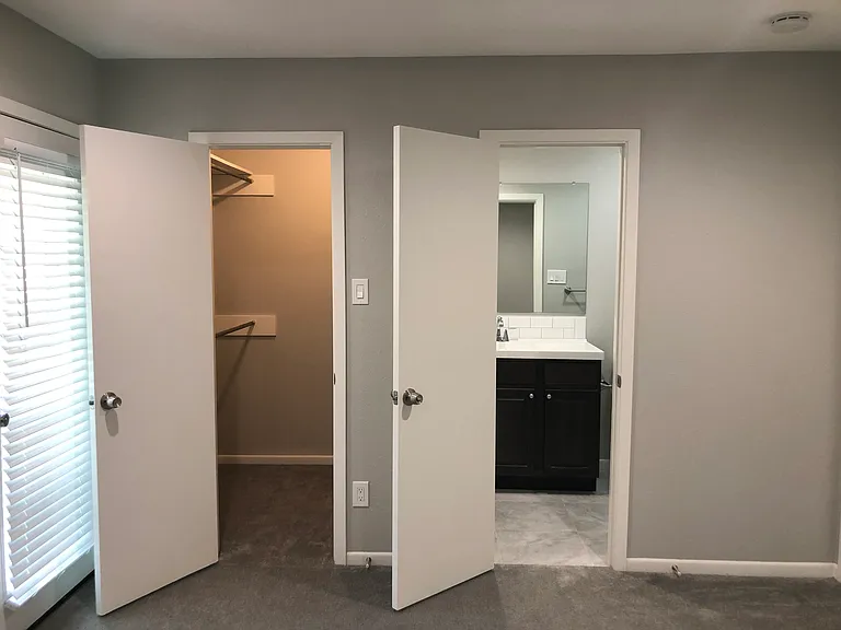 15970 Echo Glen Dr — Photo 12