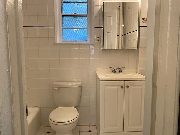 3rd image of 432 E 11th St #1RW