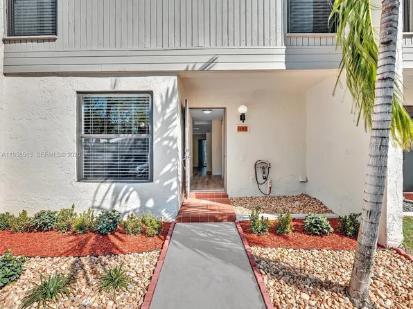 (undisclosed Address), Hollywood, FL 33024