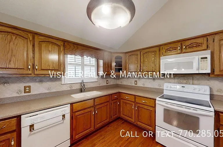 28 Summerwind Dr — Photo 13