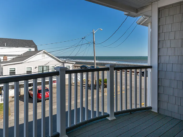 747 Ocean Blvd — Photo 35