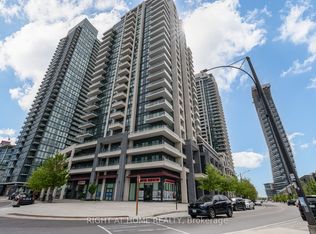 4085 Parkside Village Dr #505, Mississauga, ON L5B 0K9