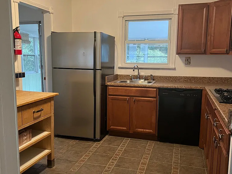 15 Brookwood Pkwy — Photo 3