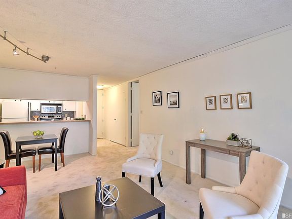 4th image of 8208 Shelter Creek Ln