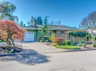 16230 SE Clinton St, Portland, OR 97236