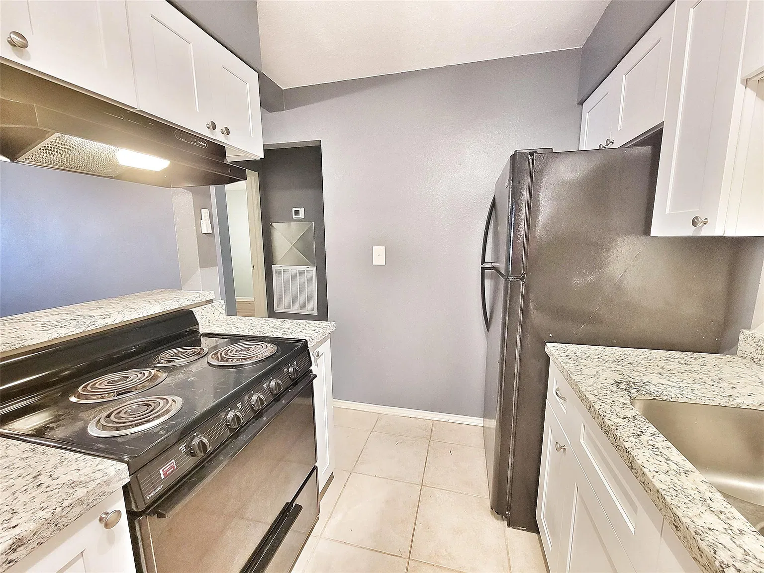 1 bed, 1.0 bath, 681 sqft, $895 — Photo 4
