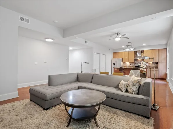 4449 Olive St #202-H, Saint Louis, MO 63108