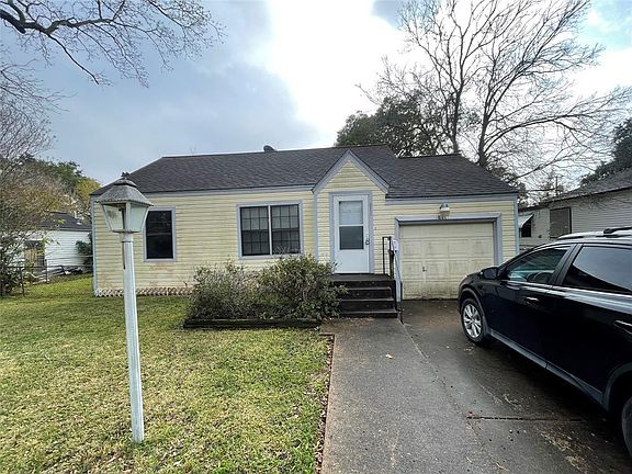 5th image of 811 18th Avenue