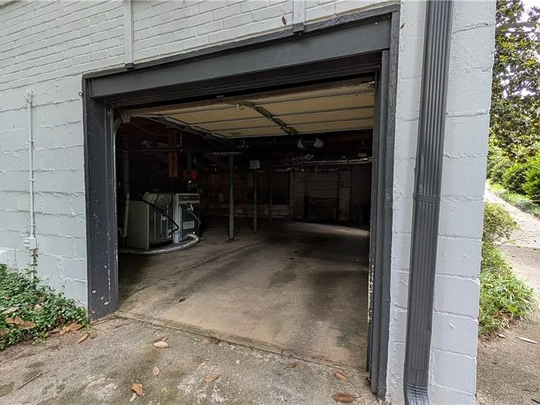 4300 Rickenbacker Way NE — Photo 26