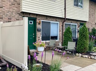 876 N Main St, Milford, MI 48381