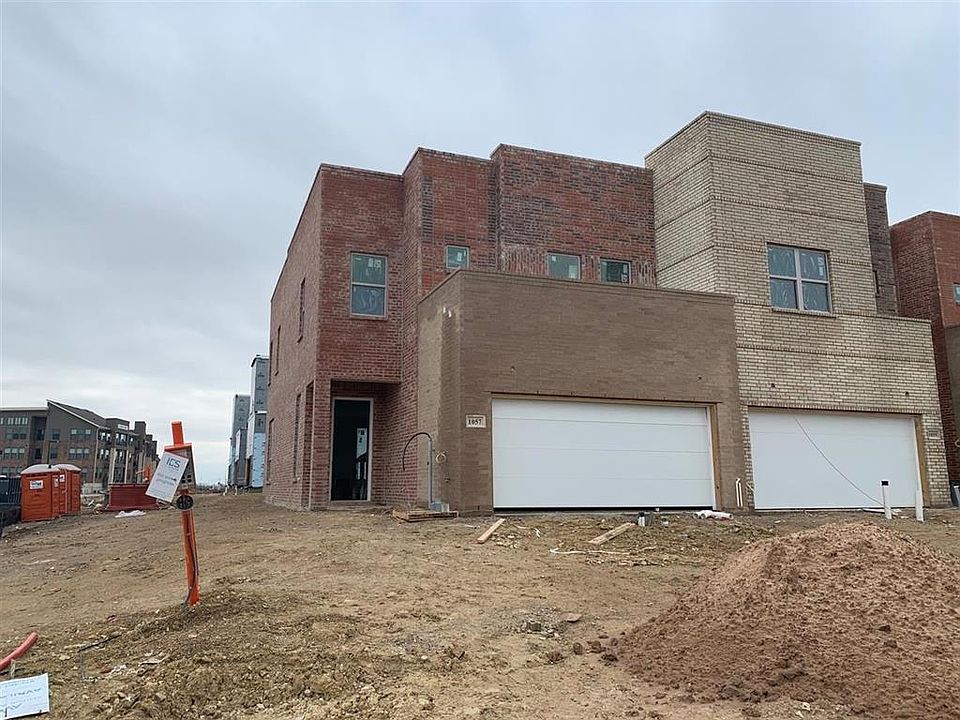 1st image of 1057 Maverick Dr #10