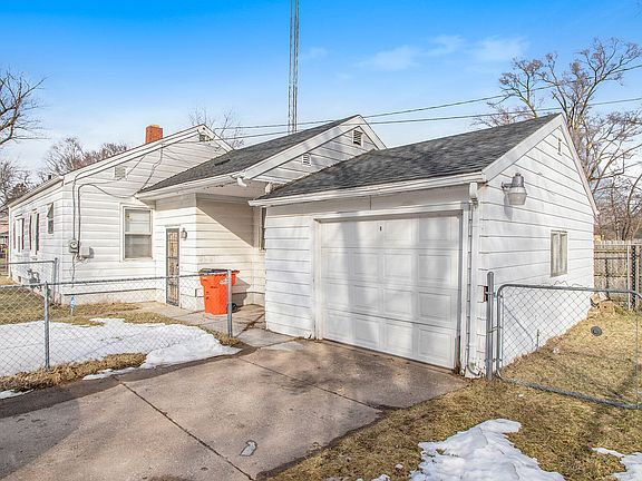 4th image of 550 E May St