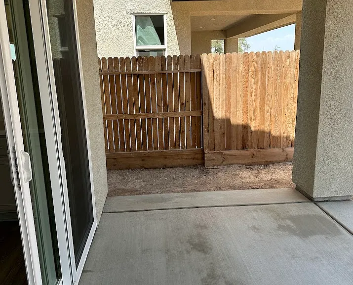 311 S Peters Rd — Photo 4