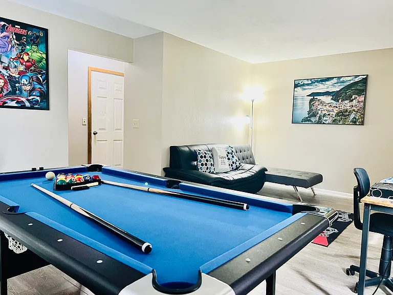406 Wedgewood Ln — Photo 13