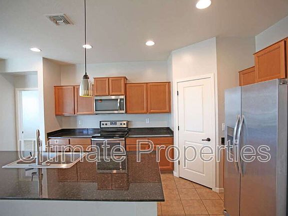 5th image of 23761 W Watkins St