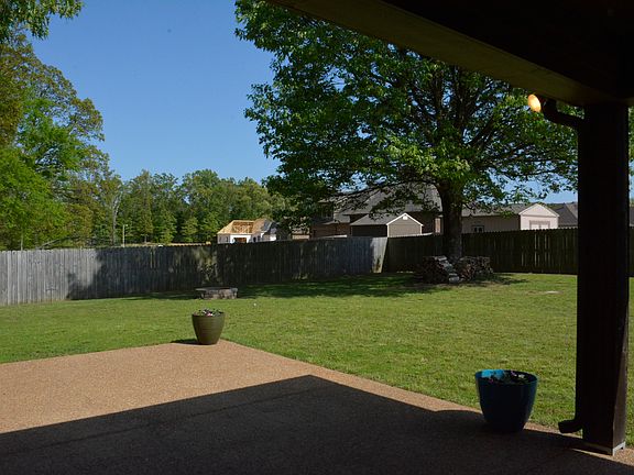 3rd image of 3914 Chandler Dr