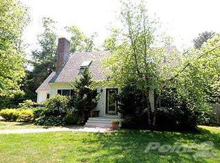 25 Countrywood Ln, East Falmouth, MA 02536