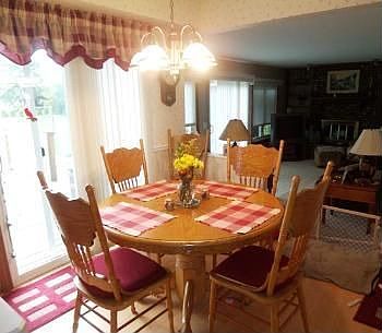 3rd image of 2580 Lone Oak Dr