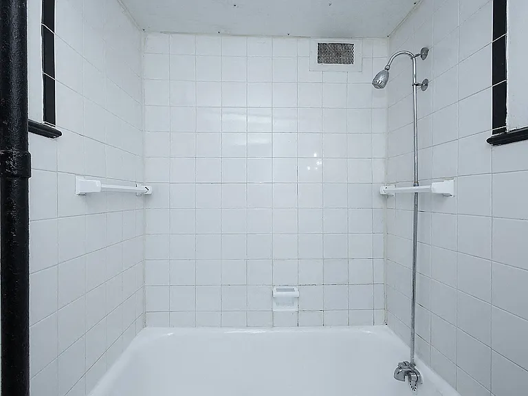 Marianne Apartments — Photo 44