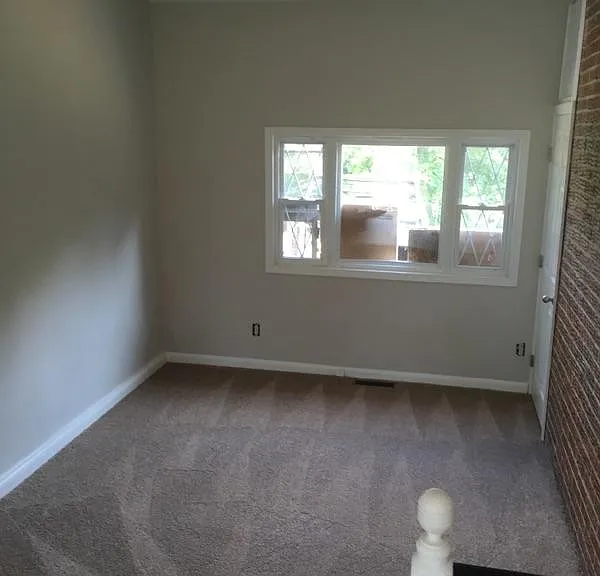 973 Round Top Dr — Photo 9