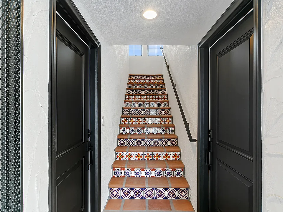 STAIRCASE TO UPPER UNITS