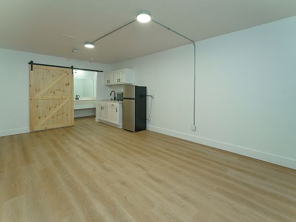 5th image of 2322 Highway 25 Byp #A