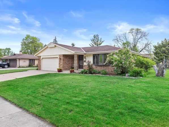 6084 South 18th STREET, Milwaukee, WI 53221