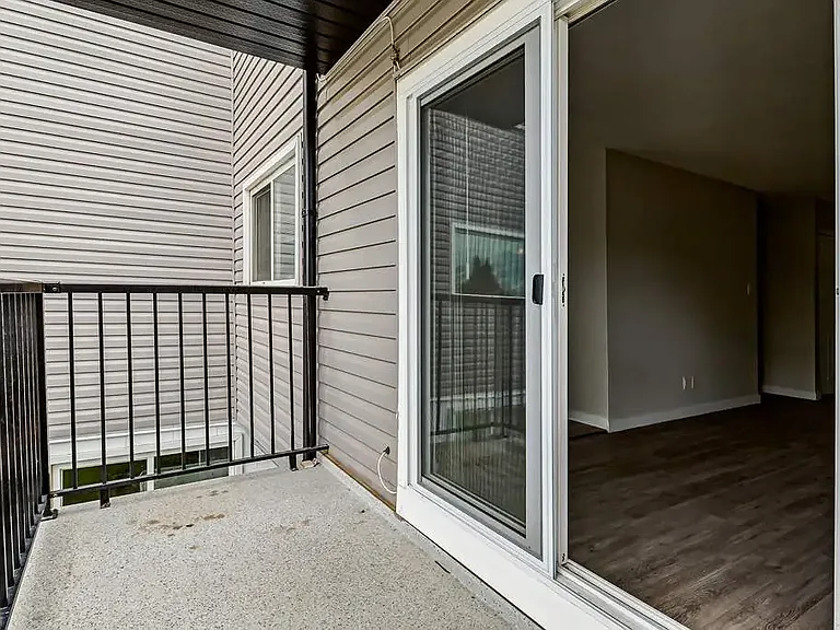 26 Maxwell Cres — Photo 22