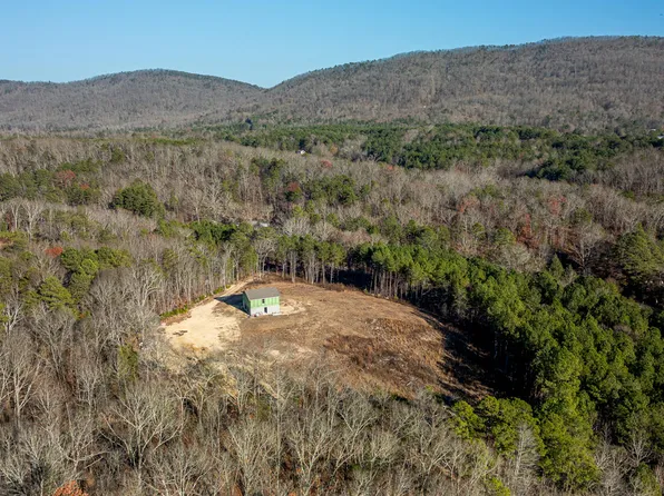 219 Davis Rd, Trion, GA 30753