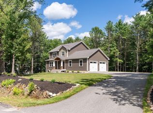 2 Winding Ridge Way, Freeport, ME 04032
