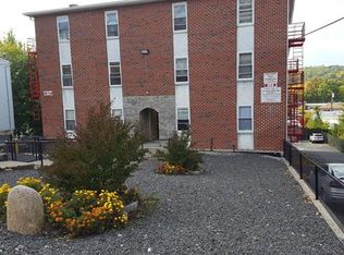 195 Hoover Rd APT 2A, Yonkers, NY 10710